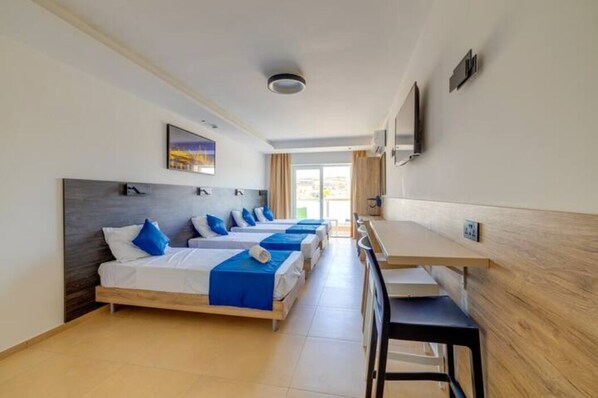 Bed for 4 persons