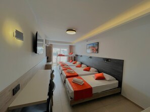 Bed for 6 persons