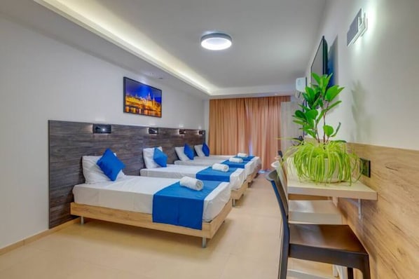Bed for 4 persons