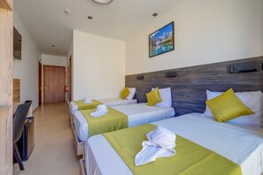Bedroom/No Kitchen (2)