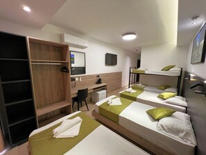 Bedroom 1 (2)