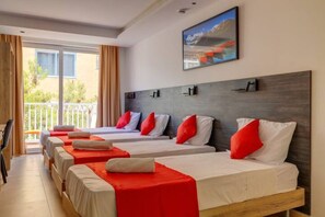 Bedroom 2 (1)