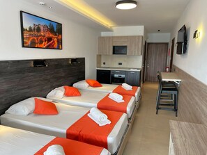 Bedroom 1 (2)