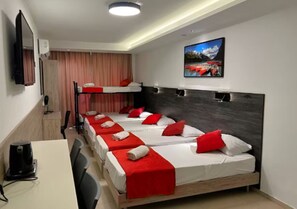 Bed for 6 persons 