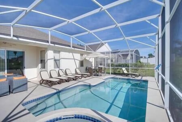 Pool Area (1)
