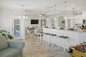 Spielezimmer