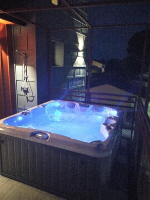 Bubbelpool utomhus