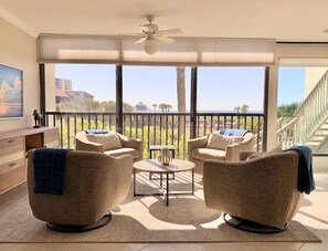 4-14A Lanai