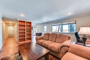 Living Room | Free WiFi | Central Heating | Window A/C Unit (Upon Request)