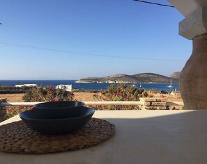 Spacious Antiparos Apartment | 2 Bedrooms | Apartment Malachor | Stunning Sea & Garden Views | Agios Georgios