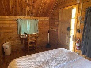 Two20Room20Cabin20Interior203