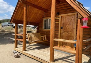 One20room20cabin20exterior201