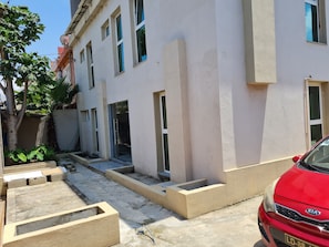 Image 4