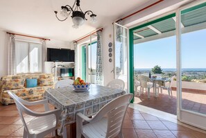 Living and dining room
