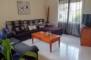 Villa Astret image
