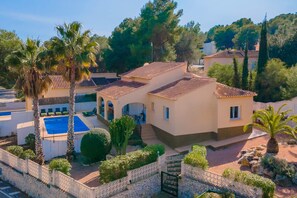 Villa Astret image