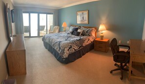 2-400 Master Bed