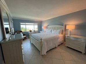2-404 Master Bedroom