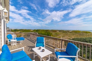 Top Level Deck