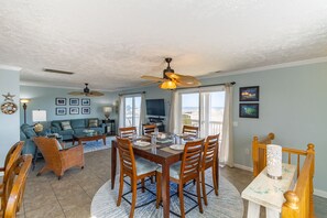 Top Level Dining Area