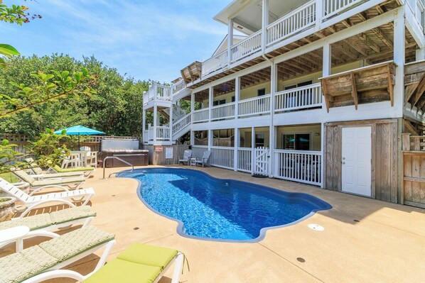 Rear Exterior & Private Pool