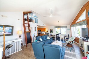 Top Level Living Area