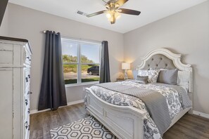 Queen Bed 
