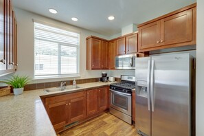 Kitchen | Free WiFi | Central Heat | Drip Coffee Maker
