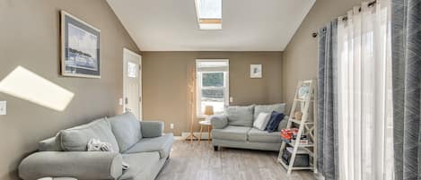 Westerly Vacation Rental | 2BR | 1BA | 800 Sq Ft | 2 Steps to Enter