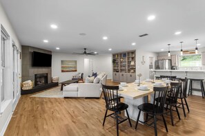 Open concept living room with a beautiful view of Lake Palestine!