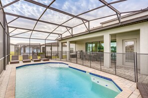 Private Pool | Grill Not Available