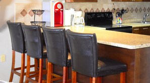 Kitchen counter with seating for 4