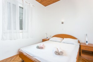 Schlafzimmer 2