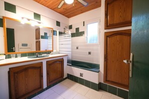 Vacation rental AUREILLE villa for rent 2 bathrooms