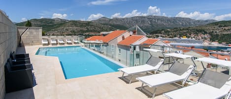 Rooftop pool