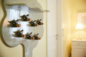 die ausgefallene Baumgarderobe