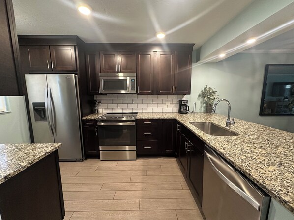 5-100 Kitchen