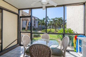 5-101 Lanai