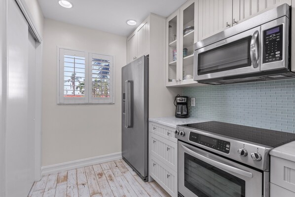 5-106 Kitchen