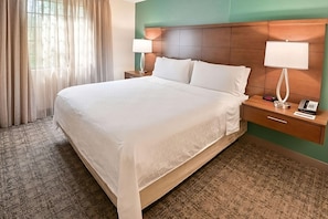 Comfortable unit with King bed