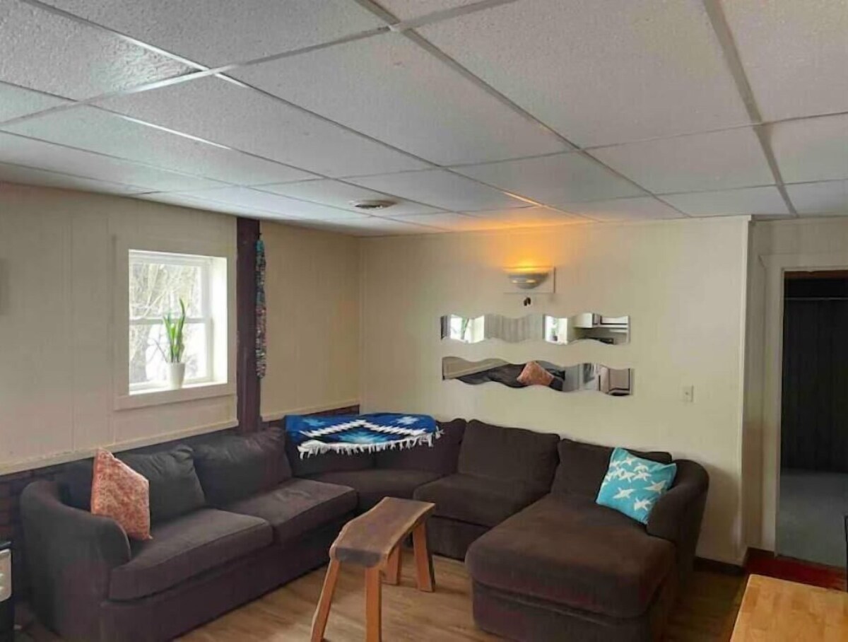 Private apartment w/ private sauna/deck