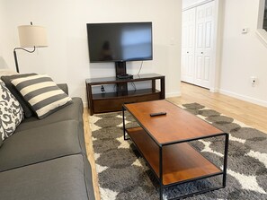 Living room with 50' smart tv