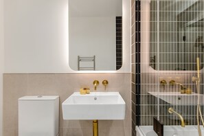 The Odogwu - Luxury 1 Bed Apt (5)