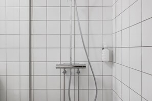 Dusj på badet