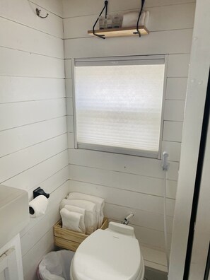 Lil.20Rio20Interior205