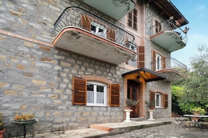DĂ©tail de lâextĂ©rieur