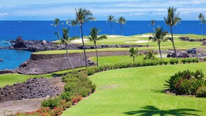 Guests Staying at Aqua Marine Dream can receive Big Golf discounts when playing at either of the Mauna Lani Auberges world renowned North and South courses.