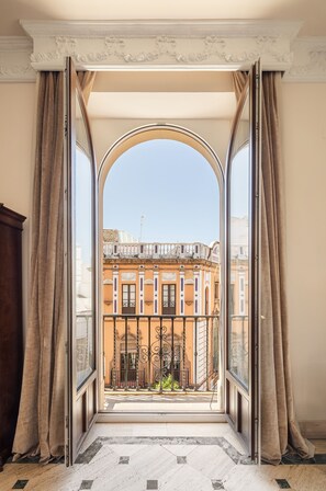 Balcony/Terrace,Living room
