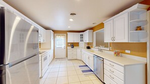 Fully Stocked Kitchen