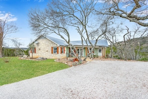 Waterfall Vista is the perfect hill country getaway